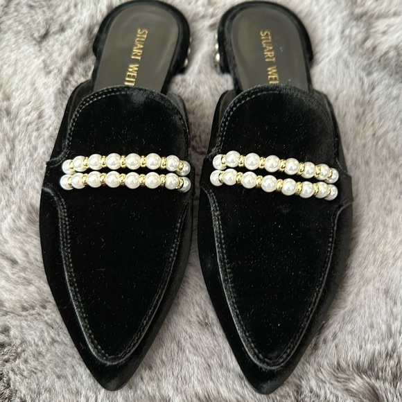 Stuart Weitzman Black Velvet pearl Mules size 6.5 - Picture 1 of 10